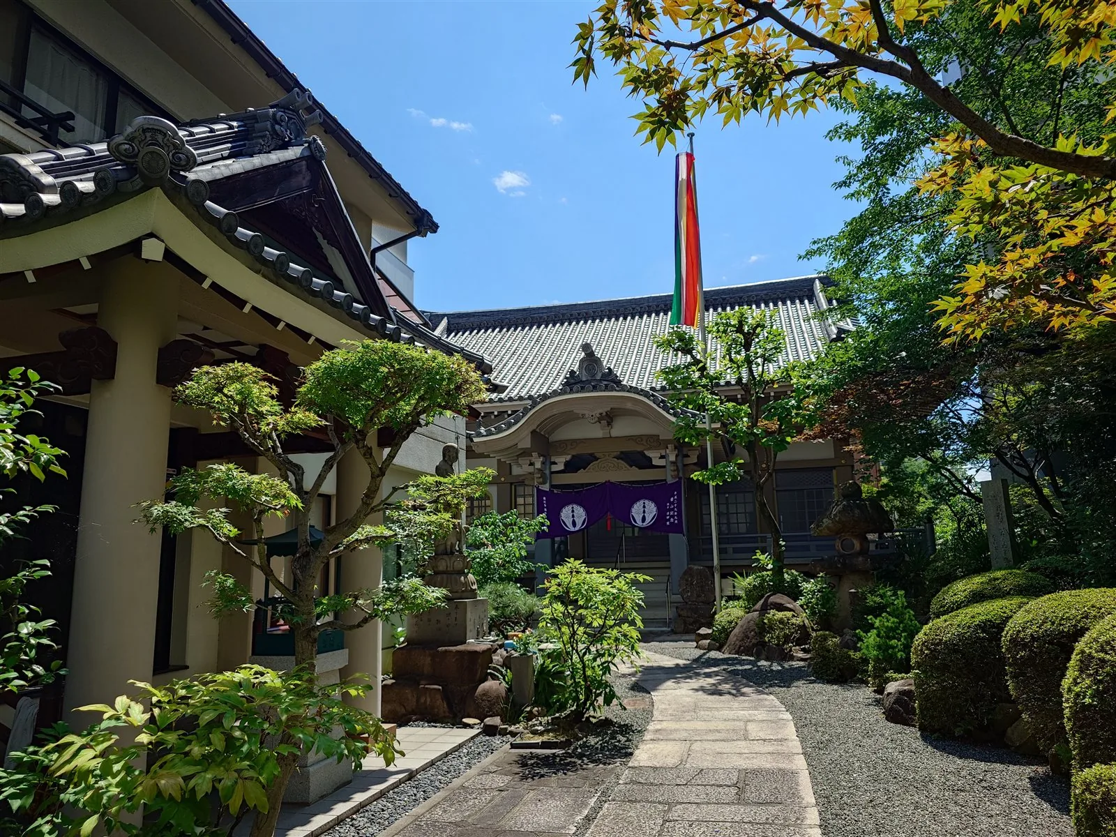 本堂外観
